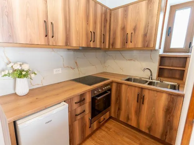 Roel Apartments Saranda