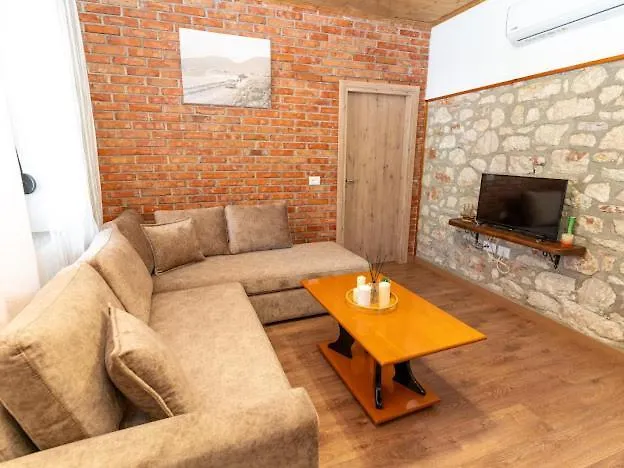 Roel Apartments Saranda