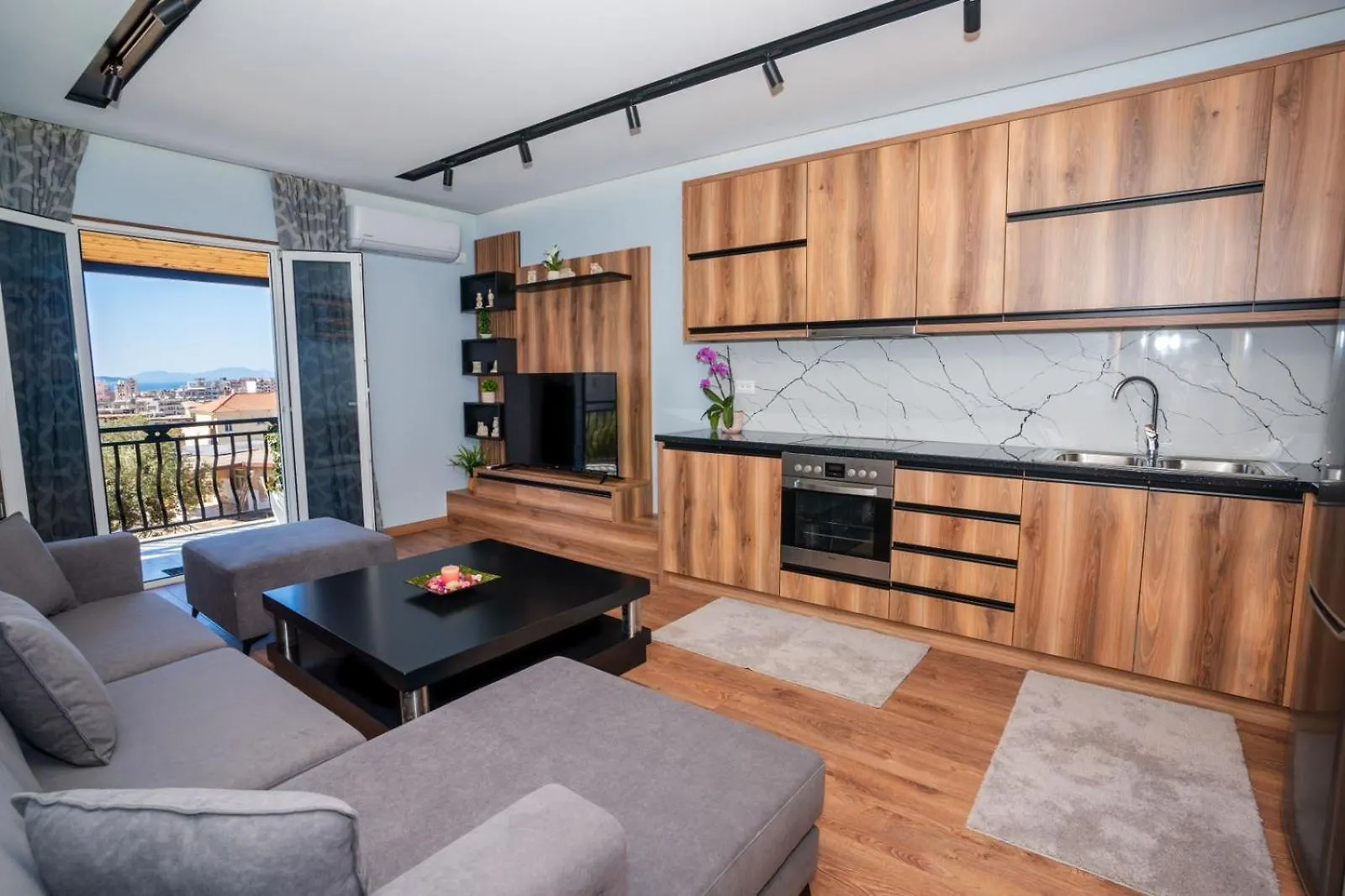 Roel Apartments Saranda