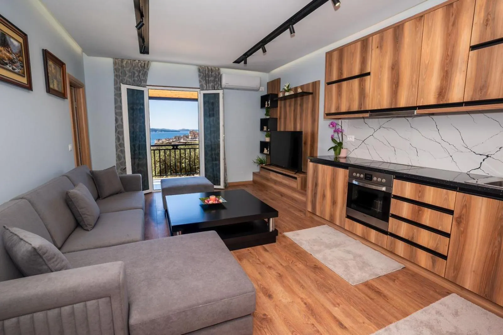 Roel Apartments Saranda