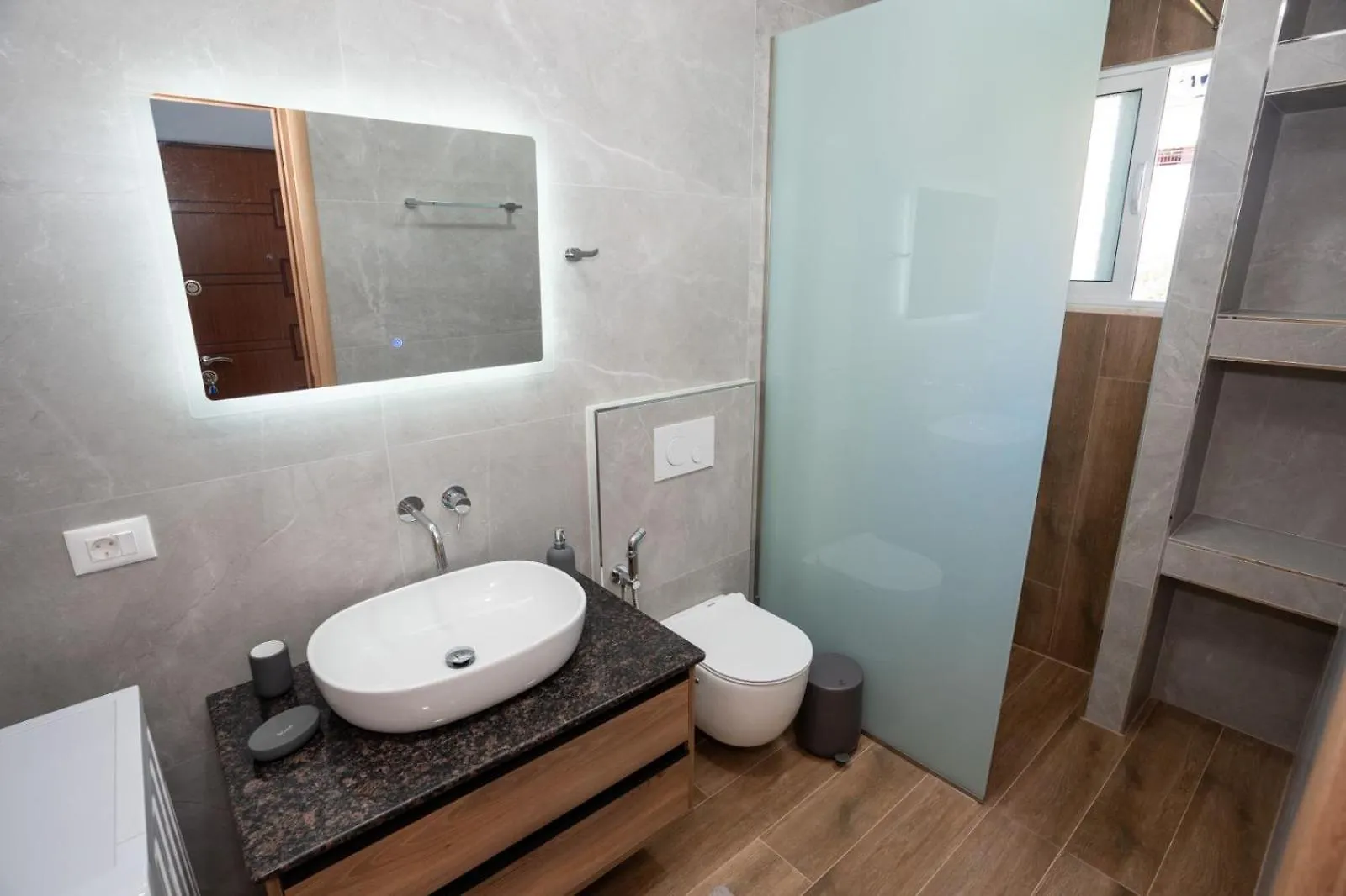 Roel Apartments Saranda